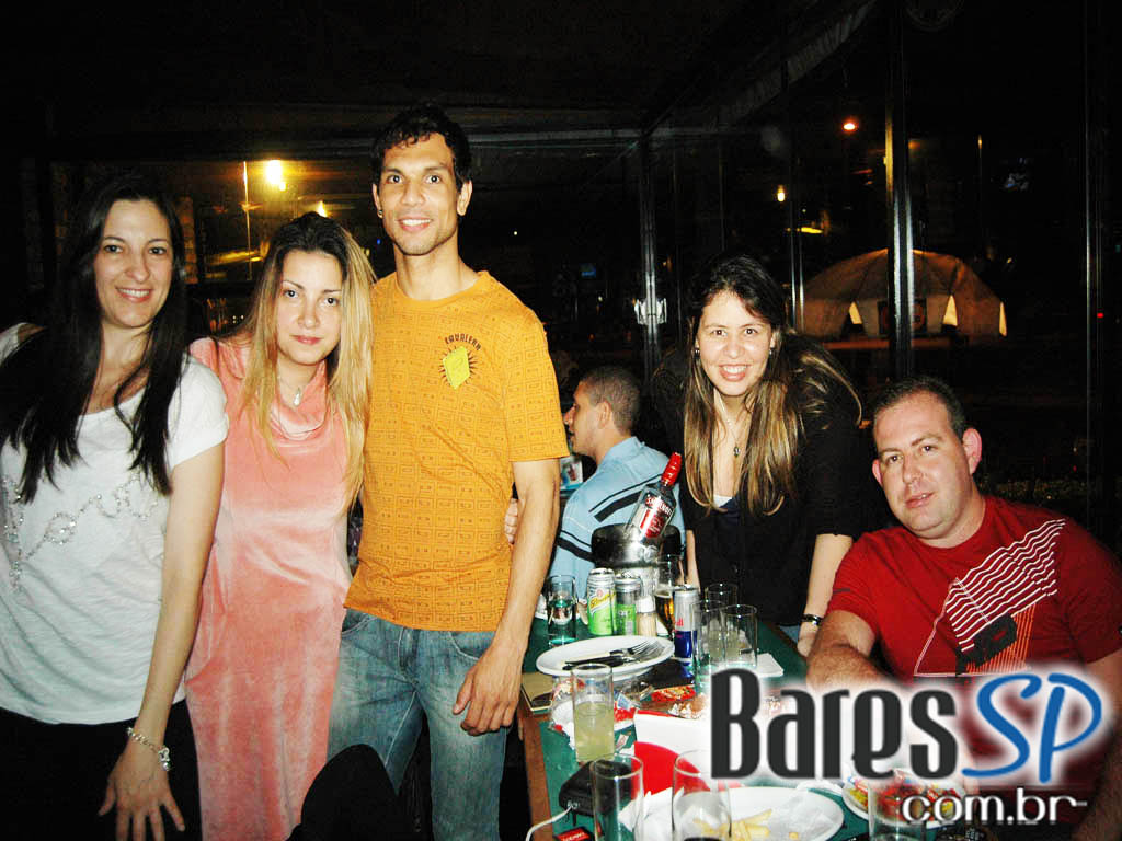 Adega Original Bar recebeu o melhor do sertanejo - Ação Unisal 2011 Adega Original Bar recebeu o melhor do sertanejo - Ação Unisal 2011