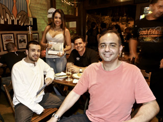 Villa Vintém apresentou uma noite repleta de música com participação da banda DJorges - Ação Unisal 2011