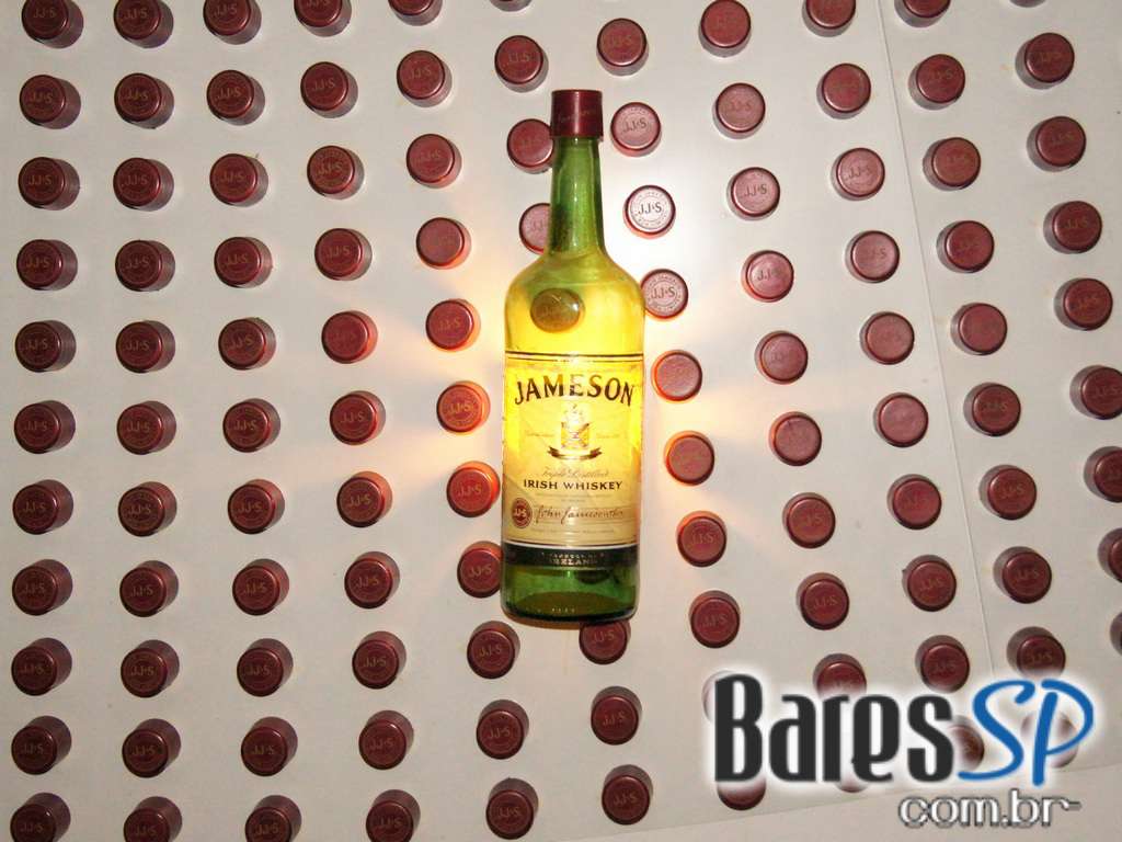 Variedade de pratos e bebidas no Happy hour do Sr. Pitanga Variedade de pratos e bebidas no Happy hour do Sr. Pitanga