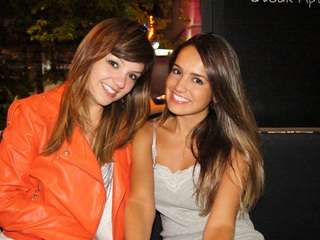 Happy hour com diversas opções de drinks e petiscos no Bardot Boteco Bistrô