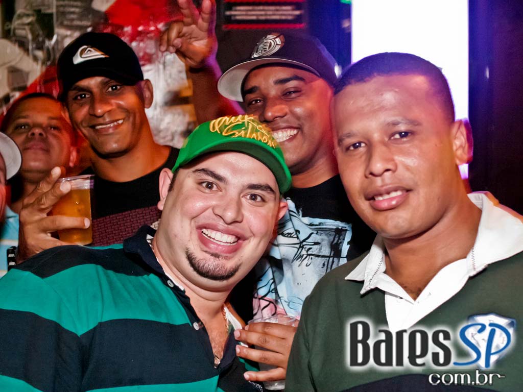 Clash Club realizou a festa Chocolate na véspera de feriado Clash Club realizou a festa Chocolate na véspera de feriado