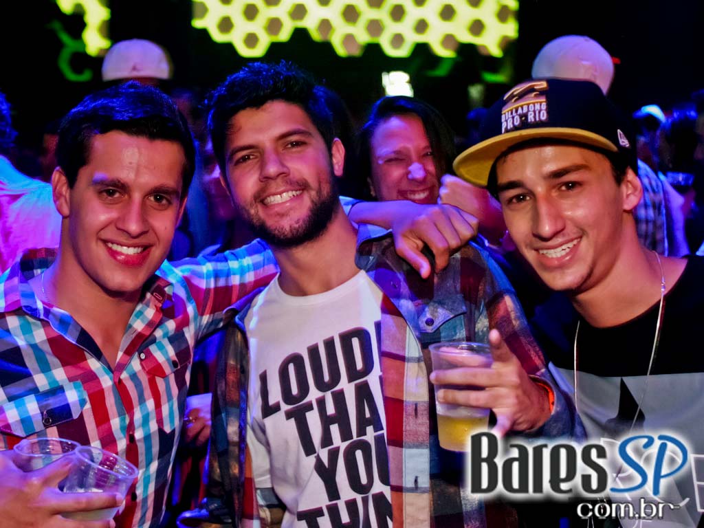 Clash Club realizou a festa Chocolate na véspera de feriado Clash Club realizou a festa Chocolate na véspera de feriado