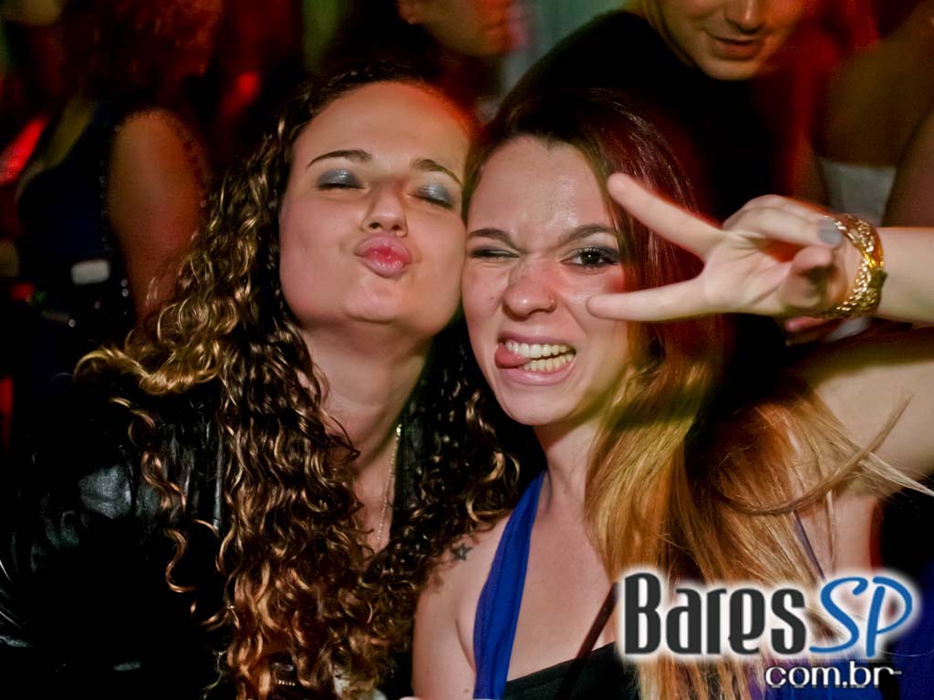 Clash Club realizou a festa Chocolate na véspera de feriado Clash Club realizou a festa Chocolate na véspera de feriado