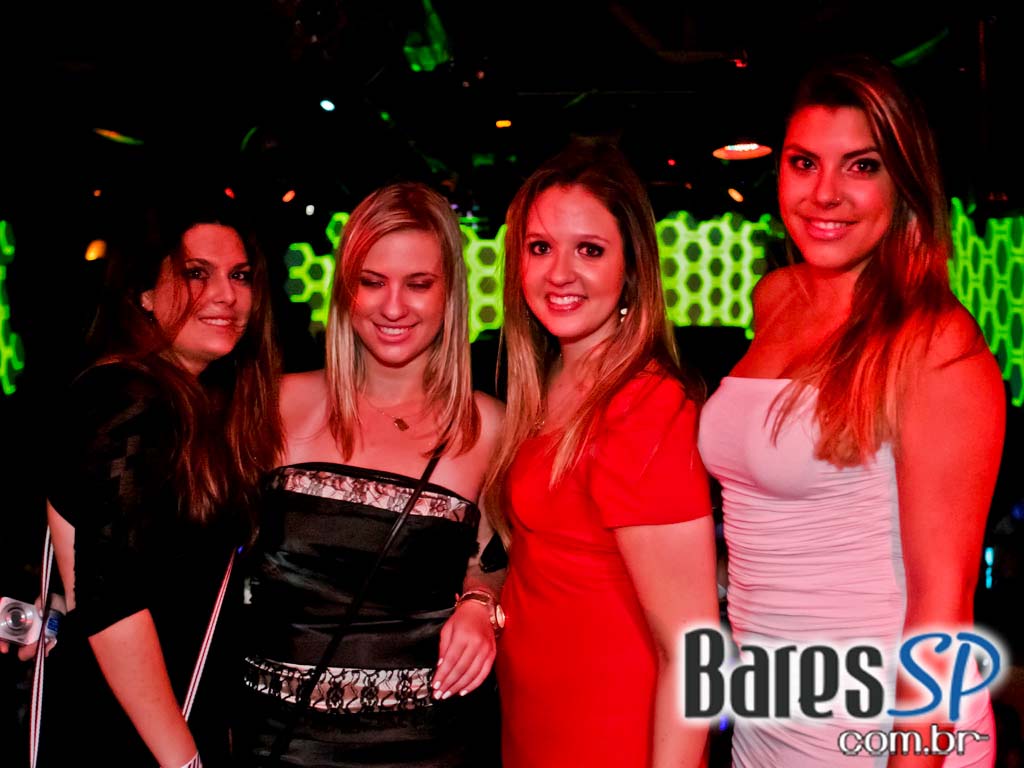 Clash Club realizou a festa Chocolate na véspera de feriado Clash Club realizou a festa Chocolate na véspera de feriado