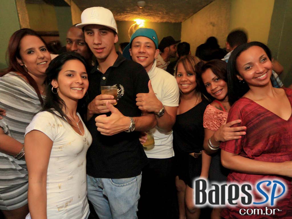 Sambadrugada no Capella Beer Sambadrugada no Capella Beer