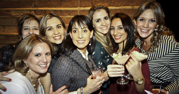 Rock acústico na sexta-feira do Eu Tu Eles Bar