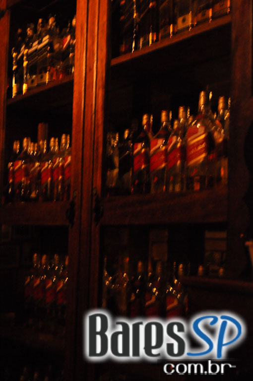 Trio Expresso animou a noite de sexta-feira do Piratiniga Bar Trio Expresso animou a noite de sexta-feira do Piratiniga Bar