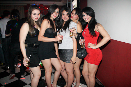 Chess Club inaugurou neste sábado com grande festa