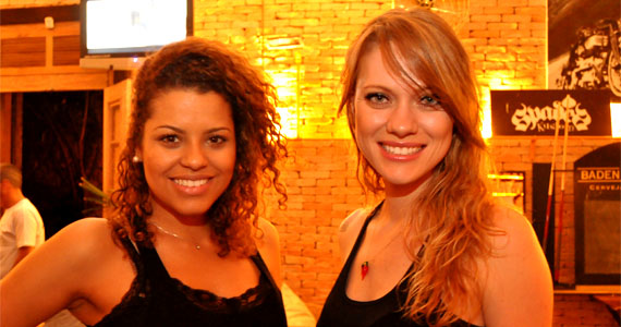 Feijoada e pop rock no sábado do Bar do Santa