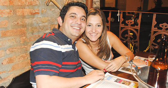 Diversão e feijoada no domingo do Seu Beraldo Botequim