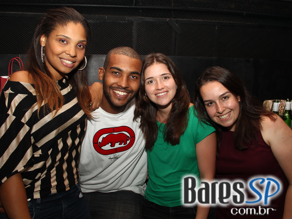 Clube do Balanço se apresentou no Grazie a Dio! na sexta-feira Clube do Balanço se apresentou no Grazie a Dio! na sexta-feira