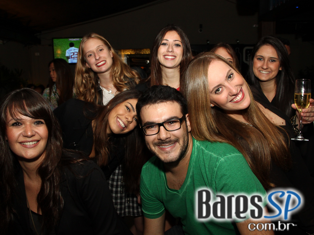 Blá Bar recebeu o DJ Carlos LaTorre na noite de quarta Blá Bar recebeu o DJ Carlos LaTorre na noite de quarta