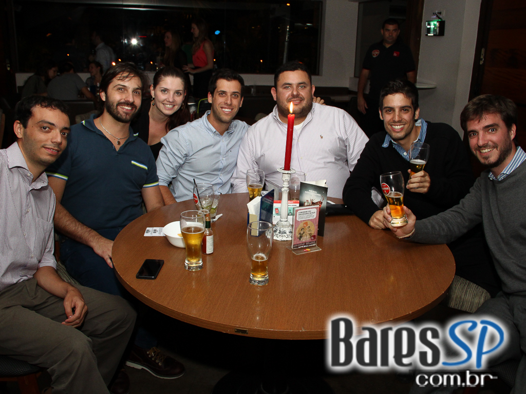 Blá Bar recebeu o DJ Carlos LaTorre na noite de quarta Blá Bar recebeu o DJ Carlos LaTorre na noite de quarta