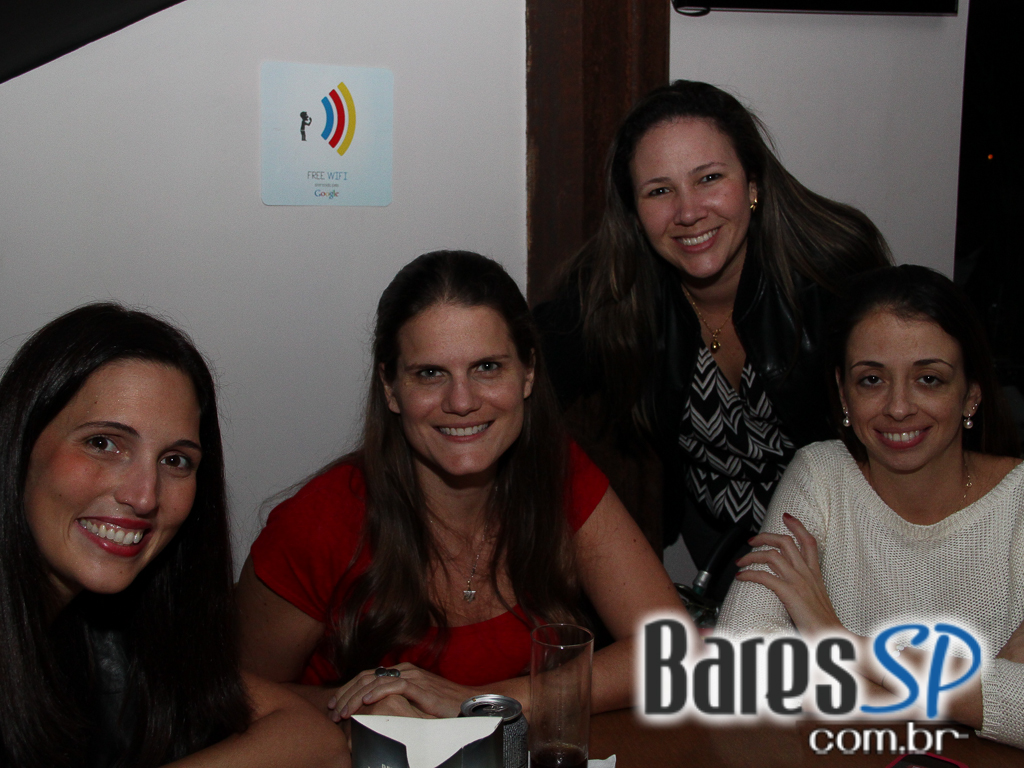 Blá Bar recebeu o DJ Carlos LaTorre na noite de quarta Blá Bar recebeu o DJ Carlos LaTorre na noite de quarta