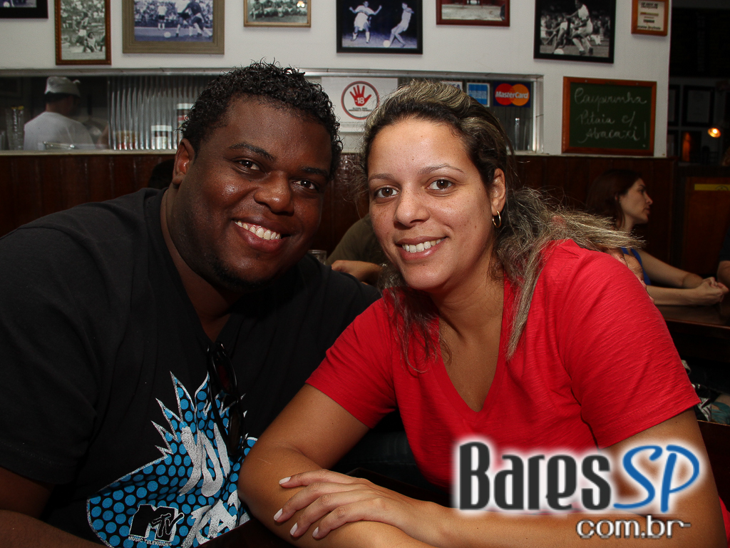 No sábado teve Feijoada no Veloso Bar, na Vila Mariana, com muitas opções em Caipirinha No sábado teve Feijoada no Veloso Bar, na Vila Mariana, com muitas opções em Caipirinha