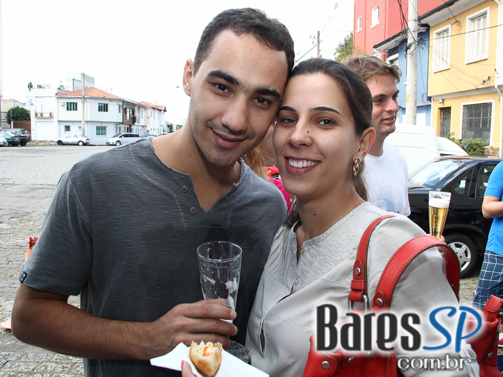 No sábado teve Feijoada no Veloso Bar, na Vila Mariana, com muitas opções em Caipirinha No sábado teve Feijoada no Veloso Bar, na Vila Mariana, com muitas opções em Caipirinha