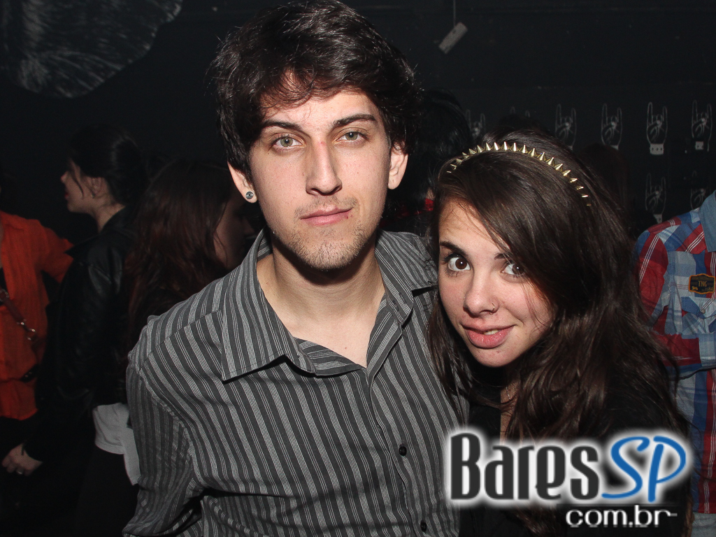 Beco 203 realiza festa Indierokkers com bebidas especiais e DJs convidados Beco 203 realiza festa Indierokkers com bebidas especiais e DJs convidados