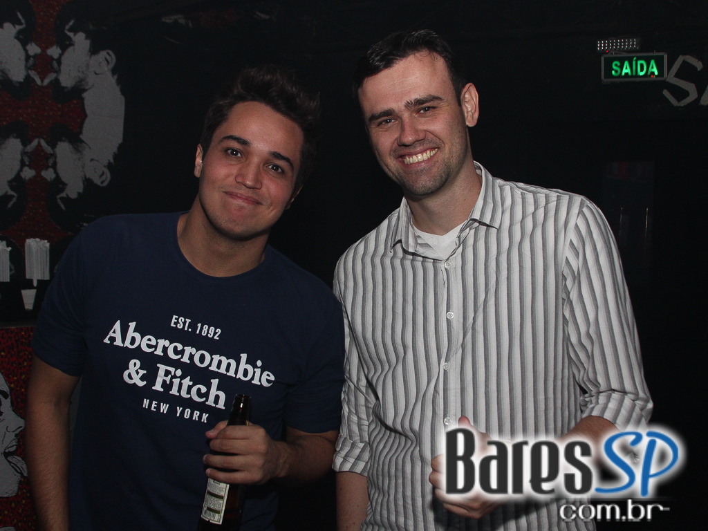 Beco 203 realiza festa Indierokkers com bebidas especiais e DJs convidados Beco 203 realiza festa Indierokkers com bebidas especiais e DJs convidados