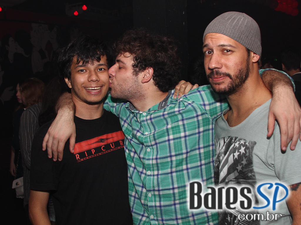 Beco 203 realiza festa Indierokkers com bebidas especiais e DJs convidados Beco 203 realiza festa Indierokkers com bebidas especiais e DJs convidados