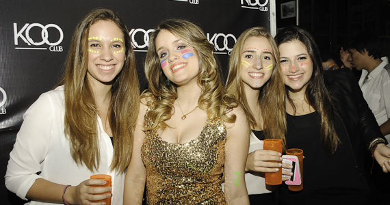 Koo Club apresentou Glow Party na noite de sexta-feira com convidados especiais