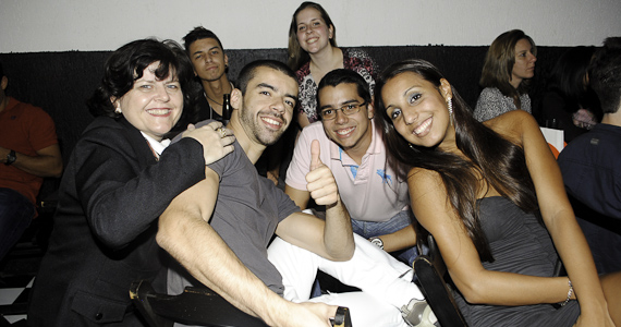 Matizes realizou a Noite do Rock com promoções e bandas especiais