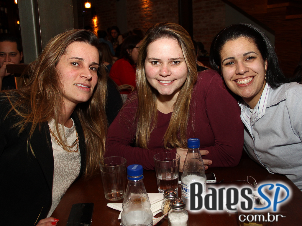 Todas as Quartas têm Happy Hour na Vila Mariana, no Veloso Bar, com muitas opções em Caipirinhas Todas as Quartas têm Happy Hour na Vila Mariana, no Veloso Bar, com muitas opções em Caipirinhas