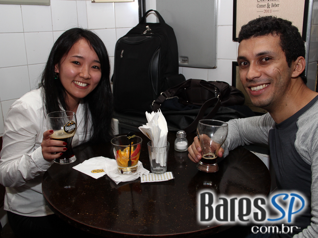 Todas as Quartas têm Happy Hour na Vila Mariana, no Veloso Bar, com muitas opções em Caipirinhas Todas as Quartas têm Happy Hour na Vila Mariana, no Veloso Bar, com muitas opções em Caipirinhas