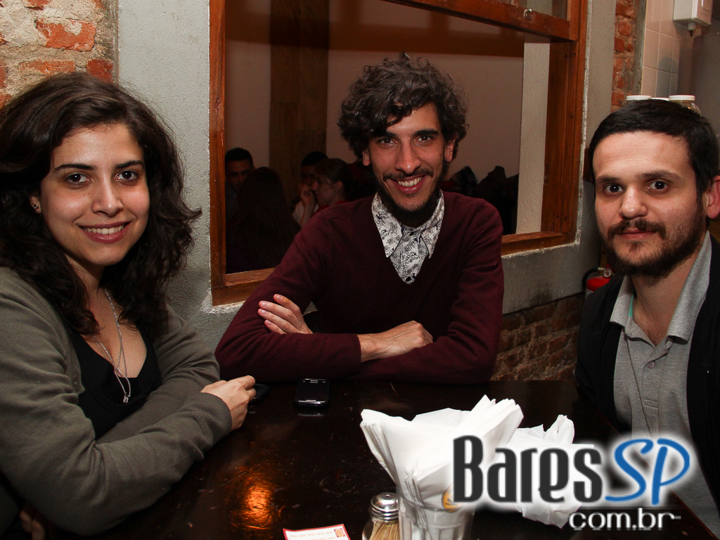 Todas as Quartas têm Happy Hour na Vila Mariana, no Veloso Bar, com muitas opções em Caipirinhas Todas as Quartas têm Happy Hour na Vila Mariana, no Veloso Bar, com muitas opções em Caipirinhas