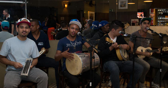 Bhar Moema oferece cardápios variados, petiscos e bebidas diversas