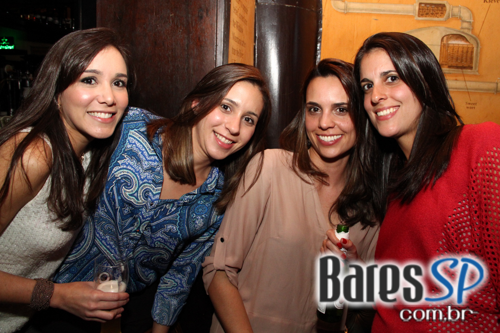 Banda Tilt se apresentou no All Black na noite de quinta-feira ao som de muito pop rock Banda Tilt se apresentou no All Black na noite de quinta-feira ao som de muito pop rock