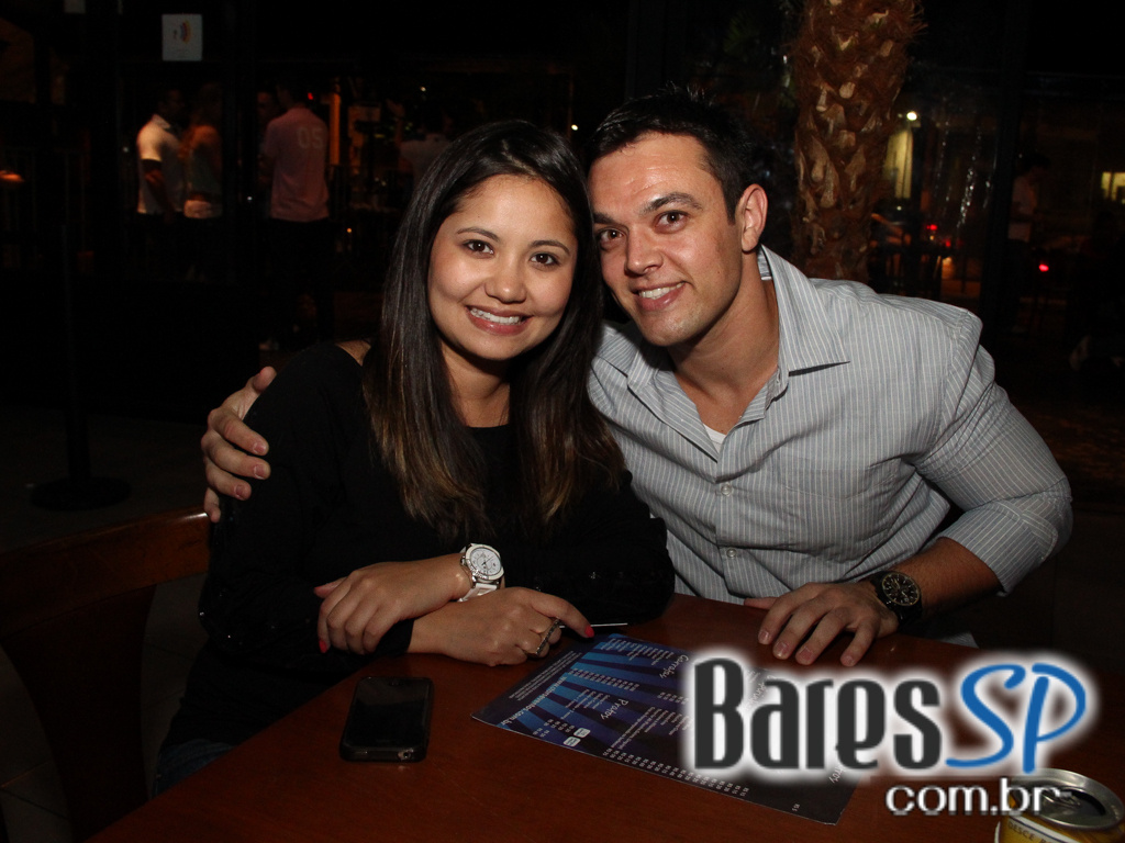 Sertanejo Universitário e samba agitaram a noite de sexta-feira no Bar Fidelis Sertanejo Universitário e samba agitaram a noite de sexta-feira no Bar Fidelis