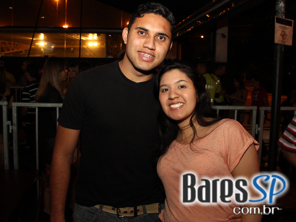 Samba da Vila com grupos convidados no Bar Fidelis Samba da Vila com grupos convidados no Bar Fidelis