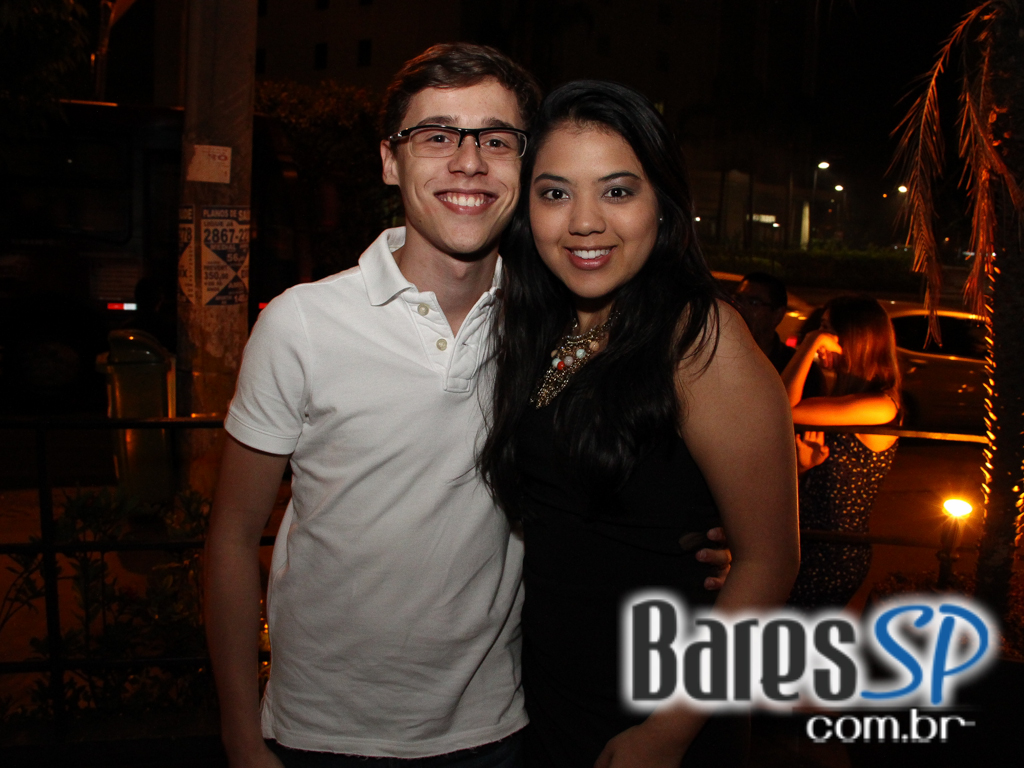 Samba da Vila com grupos convidados no Bar Fidelis Samba da Vila com grupos convidados no Bar Fidelis