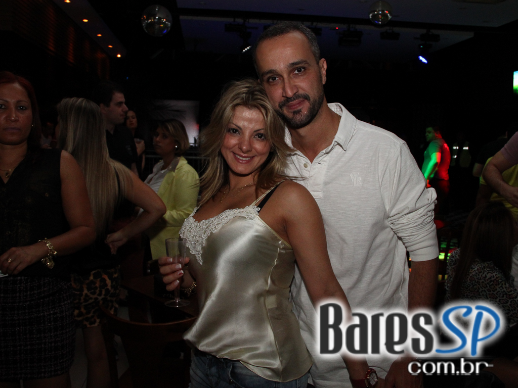 Samba da Vila com grupos convidados no Bar Fidelis Samba da Vila com grupos convidados no Bar Fidelis