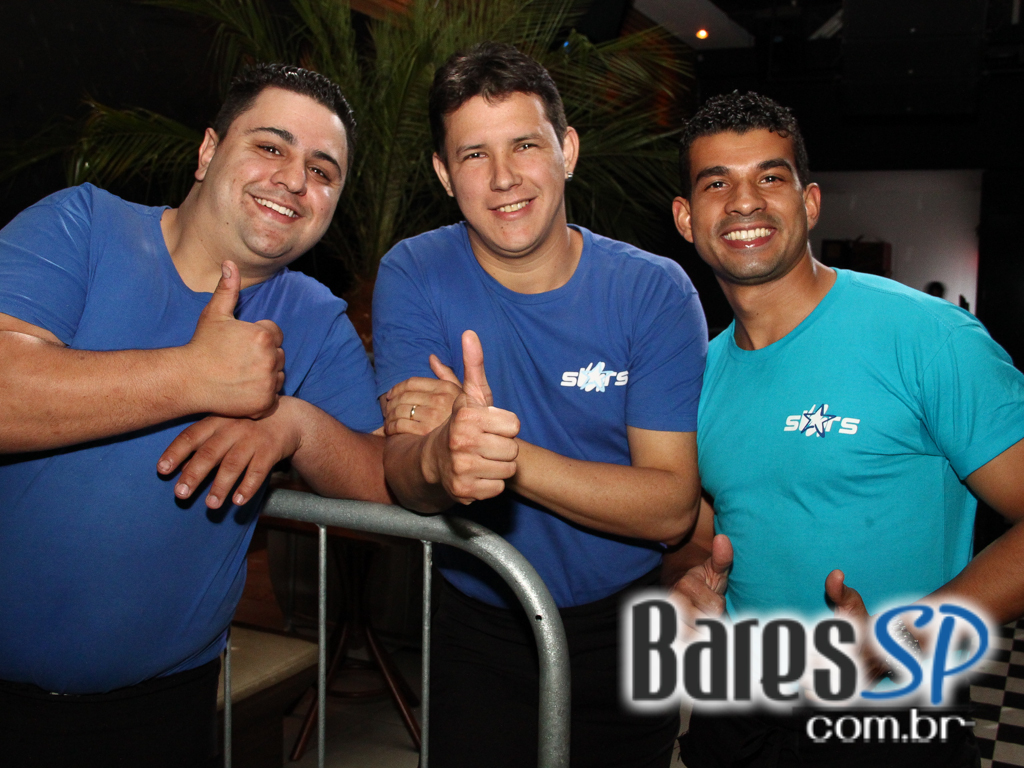 Samba da Vila com grupos convidados no Bar Fidelis Samba da Vila com grupos convidados no Bar Fidelis