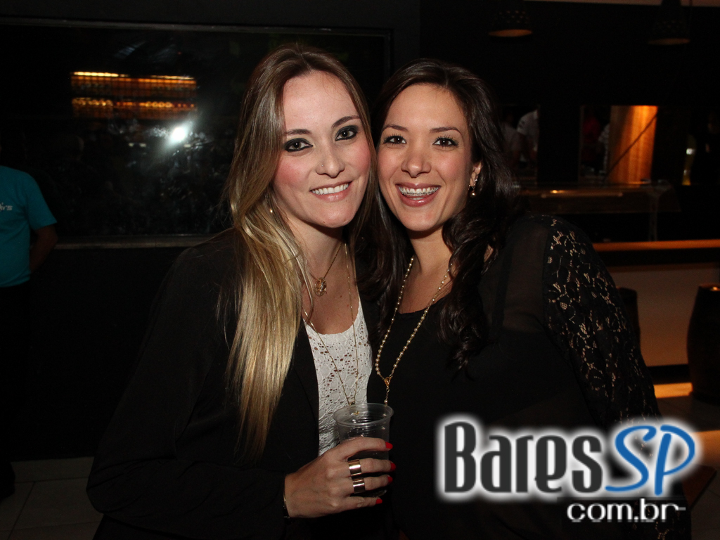 Samba da Vila com grupos convidados no Bar Fidelis Samba da Vila com grupos convidados no Bar Fidelis