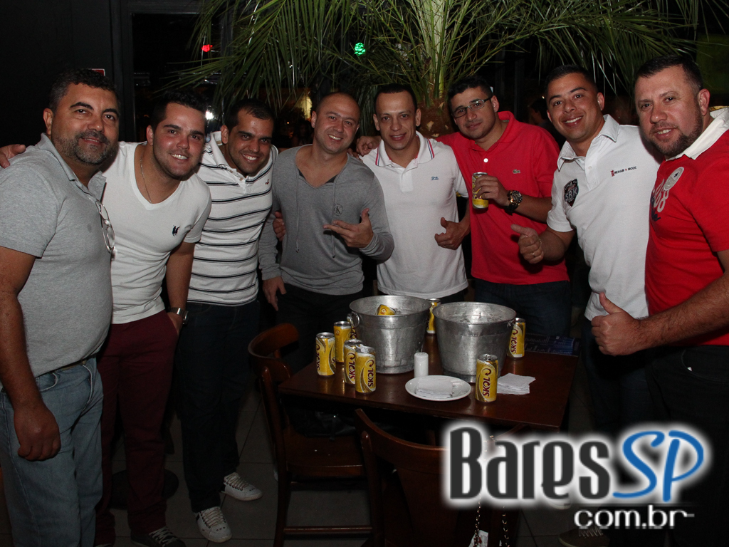 Samba da Vila com grupos convidados no Bar Fidelis Samba da Vila com grupos convidados no Bar Fidelis