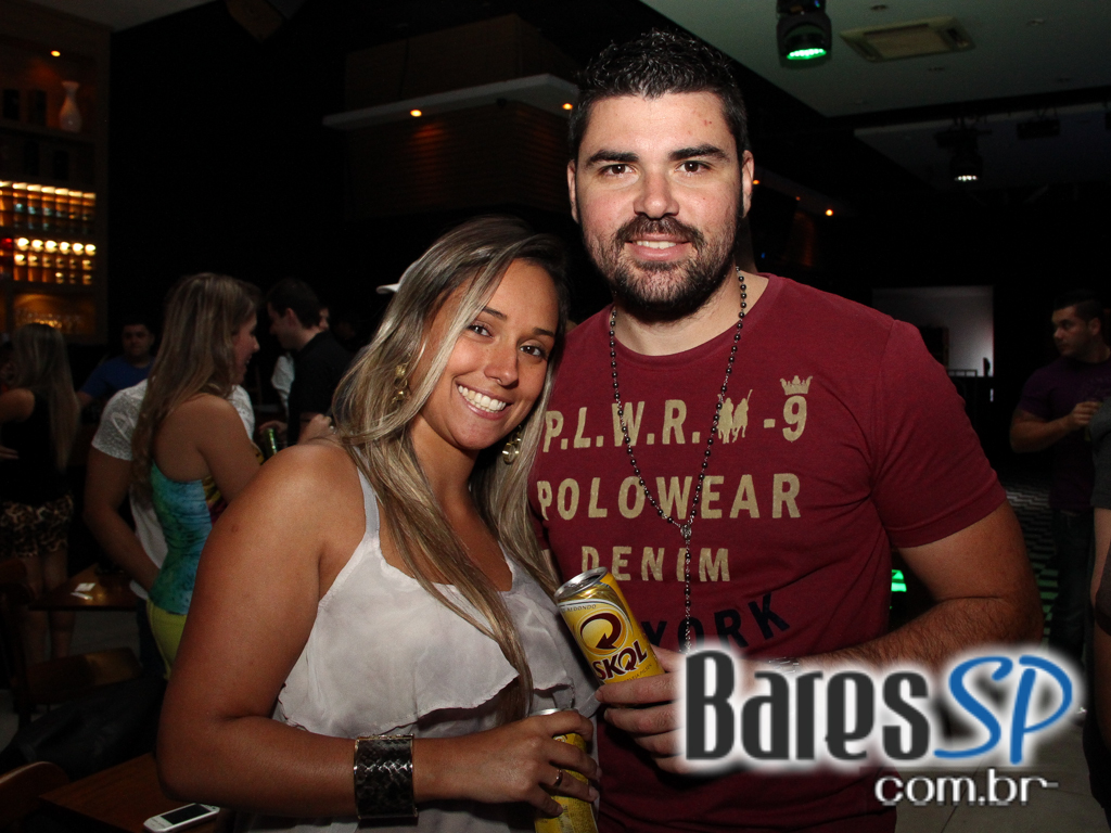 Samba da Vila com grupos convidados no Bar Fidelis Samba da Vila com grupos convidados no Bar Fidelis