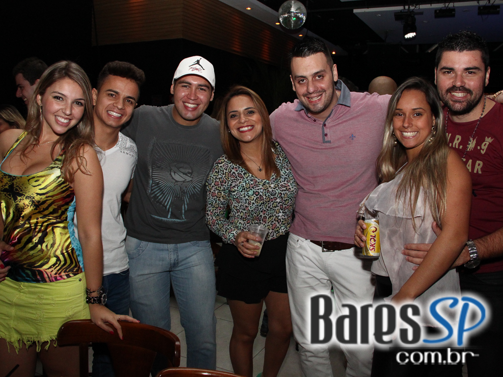 Samba da Vila com grupos convidados no Bar Fidelis Samba da Vila com grupos convidados no Bar Fidelis