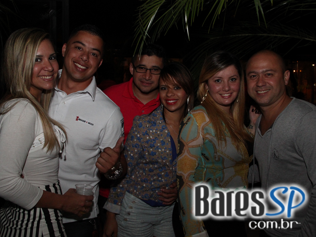 Samba da Vila com grupos convidados no Bar Fidelis Samba da Vila com grupos convidados no Bar Fidelis