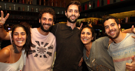 Futebol e ambiente descontraído no Armazém Piola 