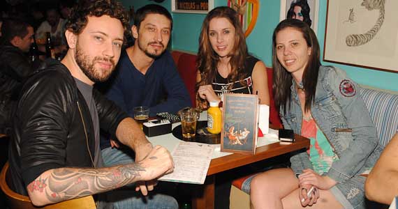 Lekitsch Bar ofereceu happy hour com a criativa caipirinha de Yakult