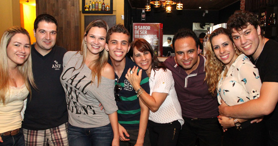 Roda de Samba da Madá, Gabriel Detilio e Ângelo Ferratti comandaram o sábado no Boteco Madá