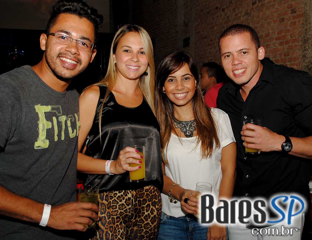 A Lanterna embalou a noite de sexta-feira com atrações especiais A Lanterna embalou a noite de sexta-feira com atrações especiais