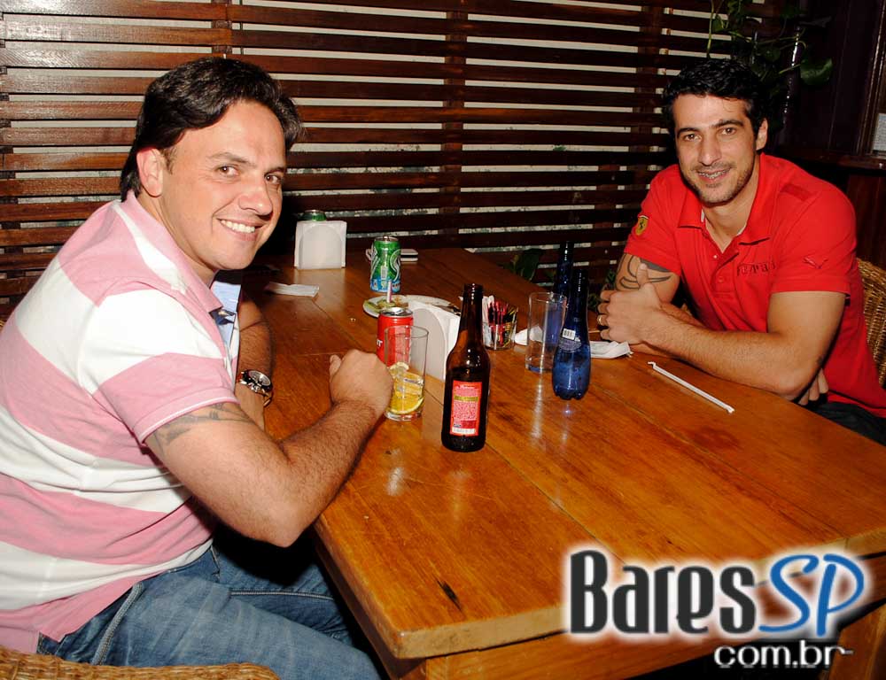 A Lanterna embalou a noite de sexta-feira com atrações especiais A Lanterna embalou a noite de sexta-feira com atrações especiais