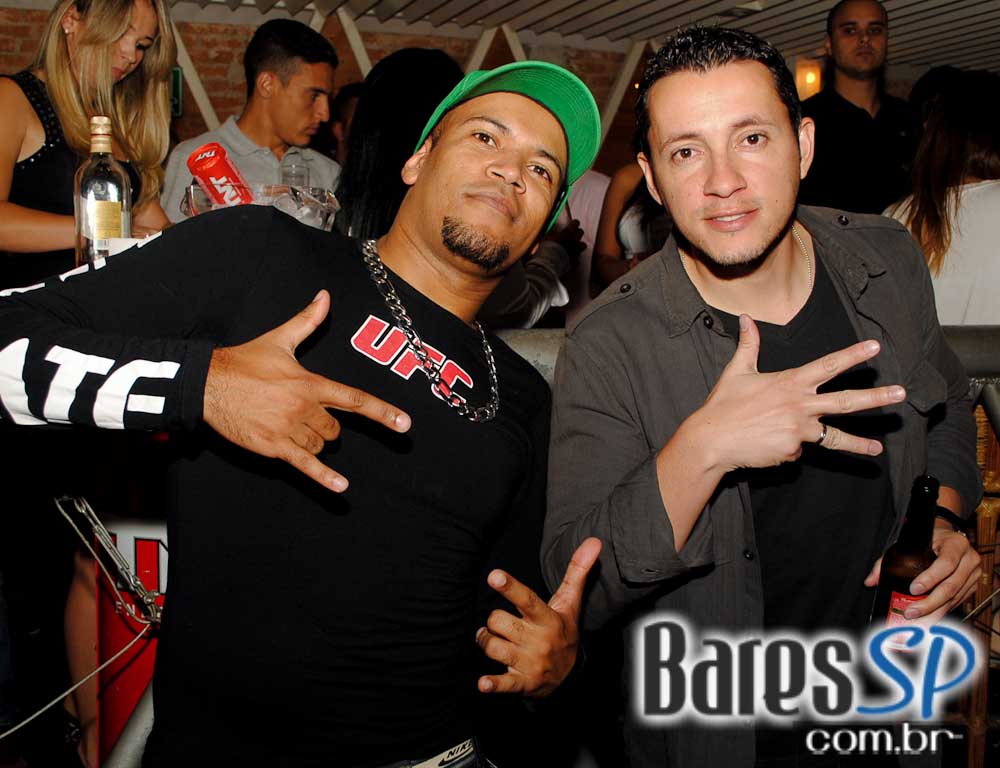 A Lanterna embalou a noite de sexta-feira com atrações especiais A Lanterna embalou a noite de sexta-feira com atrações especiais