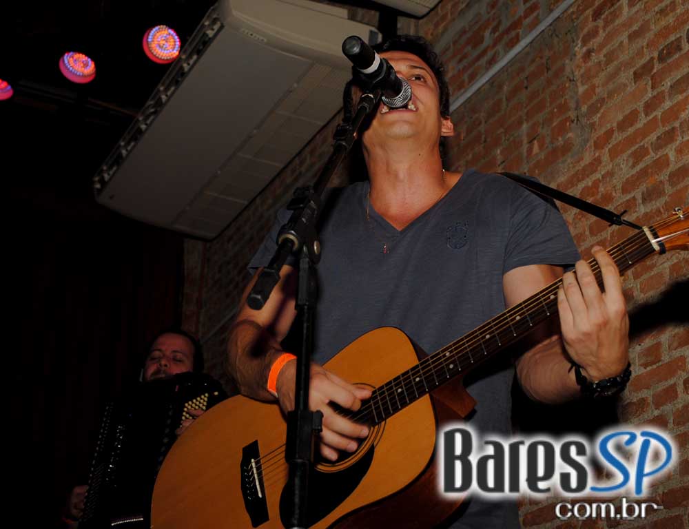 A Lanterna embalou a noite de sexta-feira com atrações especiais A Lanterna embalou a noite de sexta-feira com atrações especiais