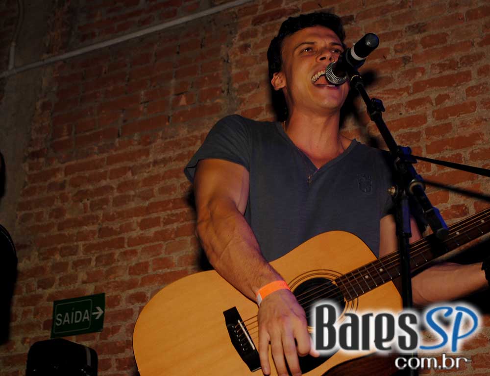 A Lanterna embalou a noite de sexta-feira com atrações especiais A Lanterna embalou a noite de sexta-feira com atrações especiais