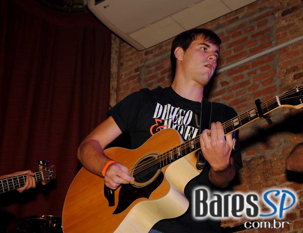 A Lanterna embalou a noite de sexta-feira com atrações especiais A Lanterna embalou a noite de sexta-feira com atrações especiais