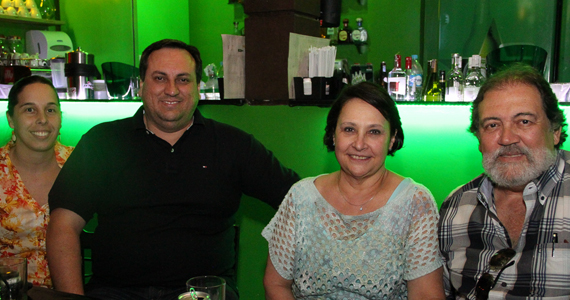 Vila Moema apresentou ambiente descontraído com DJs residentes